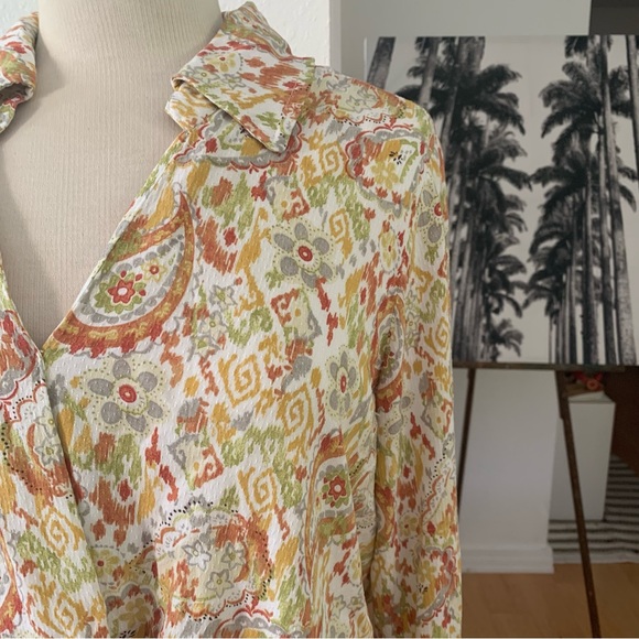 Christian Siriano Longsleeve V-Neck faux wrap top w/Ikat, paisley + floral print - Picture 2 of 10